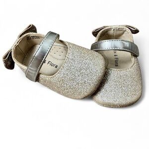 Soft Sole Dress Baby Shoes Toddler Rubber Crib Moccasins Felix & Flora Like New